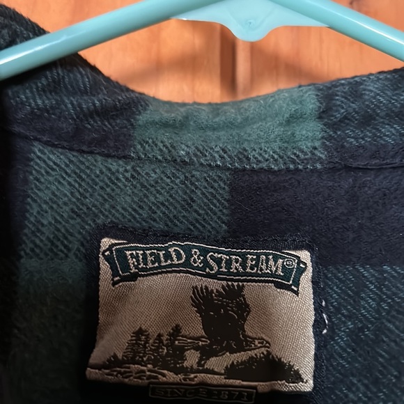 Field & Stream shirt - Picture 3 of 4